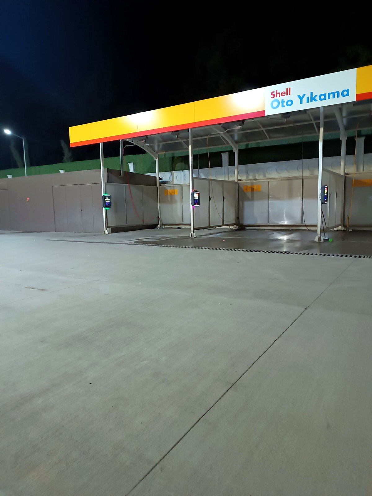 Shell Maraş — Shell Oto Yikama Tabelasi