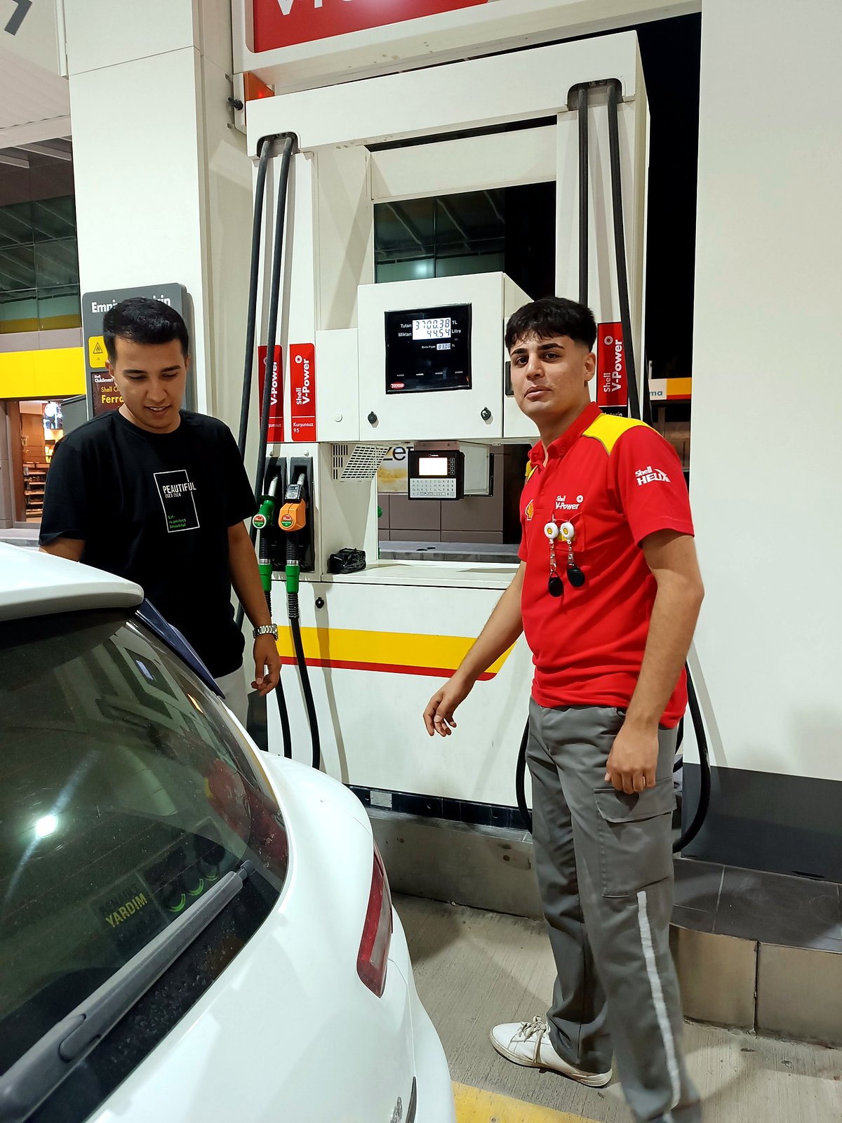 Shell Maraş — Adaki Arac Hizmeti